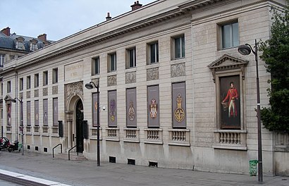 How to get to Musée de la Légion d'Honneur with public transit - About the place