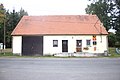 Čeština: Budova pošty v obci Myslív, Plzeňský kraj English: Post office in the village of Myslív, Plzeň Region, CZ This file was created as a part of the photographic program of Wikimedia Czech Republic. Project: Fotíme Česko The program supports Wikimedia Commons photographers in the Czech Republic.