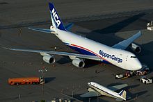 Un Boeing 747-8F de Nippon Cargo Airlines à l'aéroport de Los Angeles.