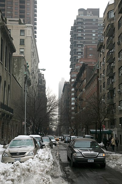 File:New York City, Manhattan, Upper East Side, East 90th Street.jpg