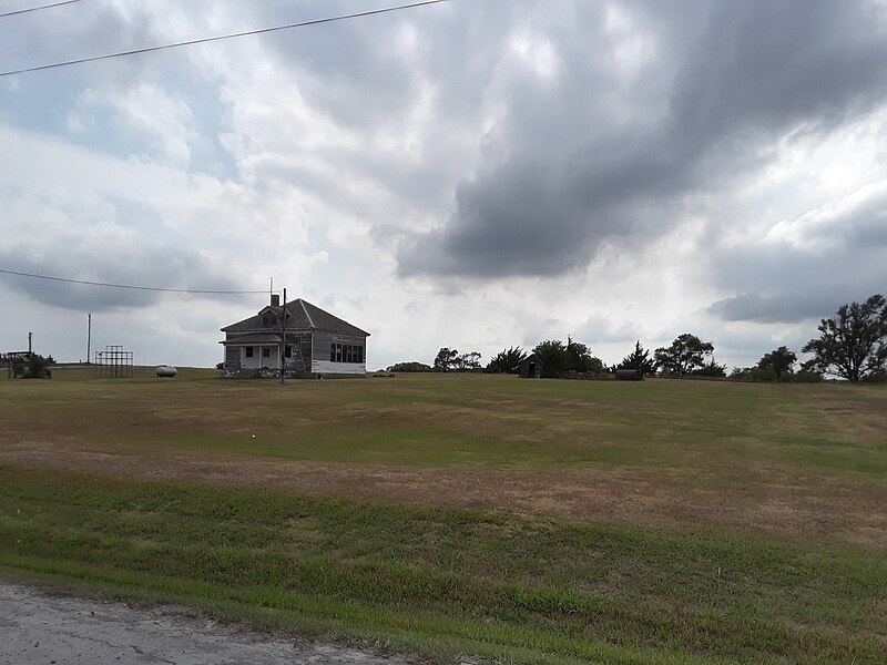 File:Nicodemus NHS - school building 6.jpg