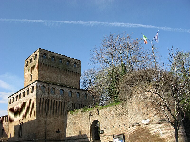 File:Noceto castello.JPG