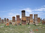 Khachkars en el pueblo de Noratus