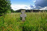 Ovesné Kladruby smírčí kříž u silnice do Mrázova (1).jpg