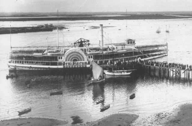 Ship Ablaze: The Tragedy of the Steamboat General Slocum