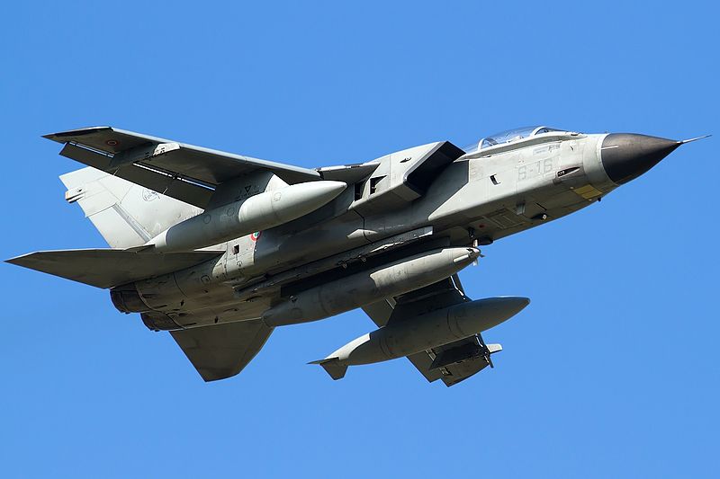 File:Panavia Tornado IDS, Italy - Air Force JP7682610.jpg