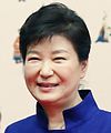 Pak Kun-hje, v úřadu 2013–2017, narozena 2. února 1952