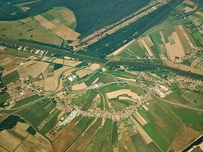 Pisa, La Vettola from plane.jpg