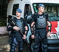 Sao Paulo police officers wearing riot gear. Policia Militar in Avenida Paulista 2.jpg