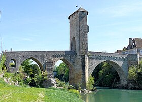 Vieux Pont d'Orthez makalesinin açıklayıcı görüntüsü