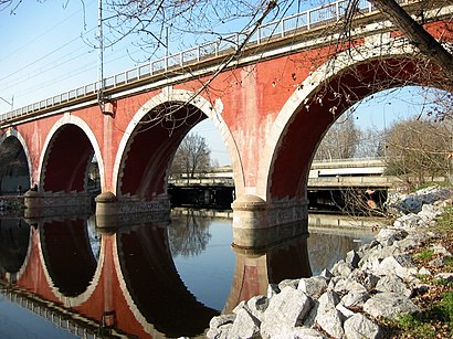 Cómo llegar a Puente de los Franceses en transporte público - Sobre el lugar