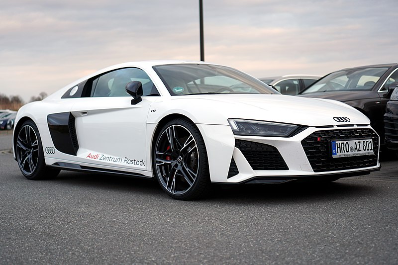 File:R8 Coupe V10 performance-1.jpg