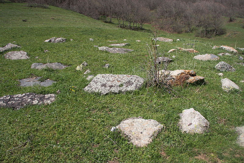 File:Red or Mkher Monastery 20.jpg