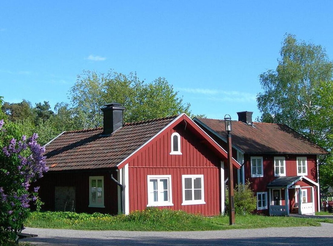 File:Redswedenred.sommar.jpg