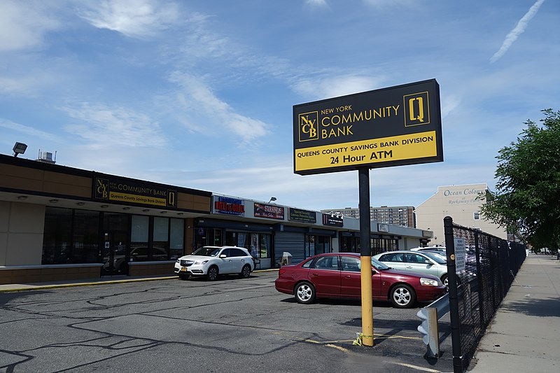 File:Rockaway Bch Bl Bch 105th St td 07 - NYCB.jpg