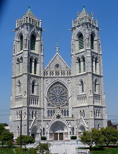 How to get to Cathedral Basilica Of the Sacred Heart with public transit - About the place