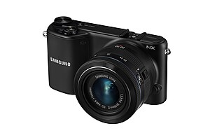 Samsung NX2000 (černý) .jpg