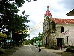 Santo Niño Catholic Church in Malitbog, Southern Leyte.jpg