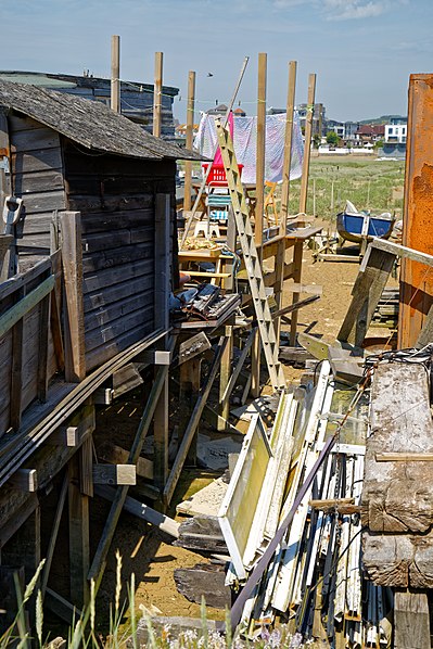 File:Shoreham-by-Sea Riverside Moorings, jetty deck construction, West Sussex.jpg