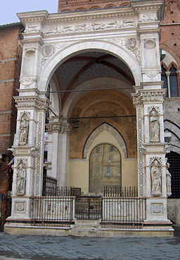 Cappella del Piazza, Piazza del Campo