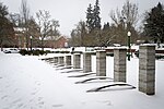 Thumbnail for File:Snow Day (University of Oregon) 51.jpg