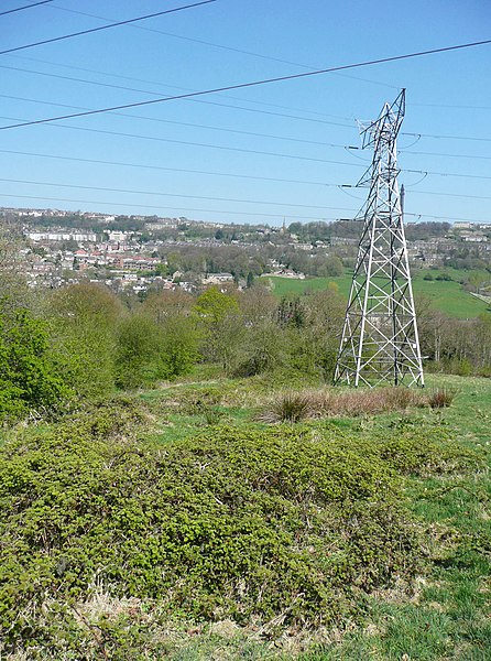 File:Sowerby Bridge FP079 (N8), pylon adjacent to the path - geograph.org.uk - 4458283.jpg