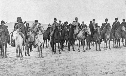 Personal dels voluntaris armenis, inclosos Khetcho, Dro i Armen Garo, 1914.