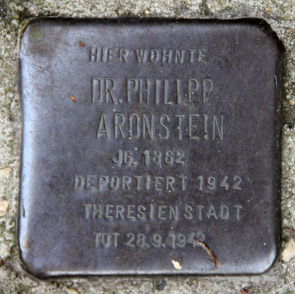 File:Stolperstein Solinger Str 7 (Moabi) Philipp Aronstein.jpg