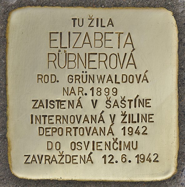 File:Stolperstein für Elizabeta Rübnerova (Bratislava).jpg
