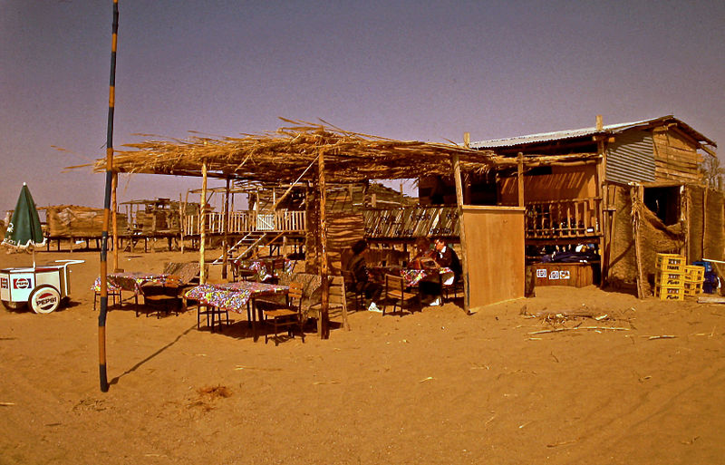 File:Strandbar auf türkisch --- Selimiye (Side) an der türkischen Ägäisküste (7759242984).jpg