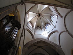 Croisée du transept et orgue de chœur