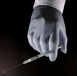 English: syringe ready for inject...