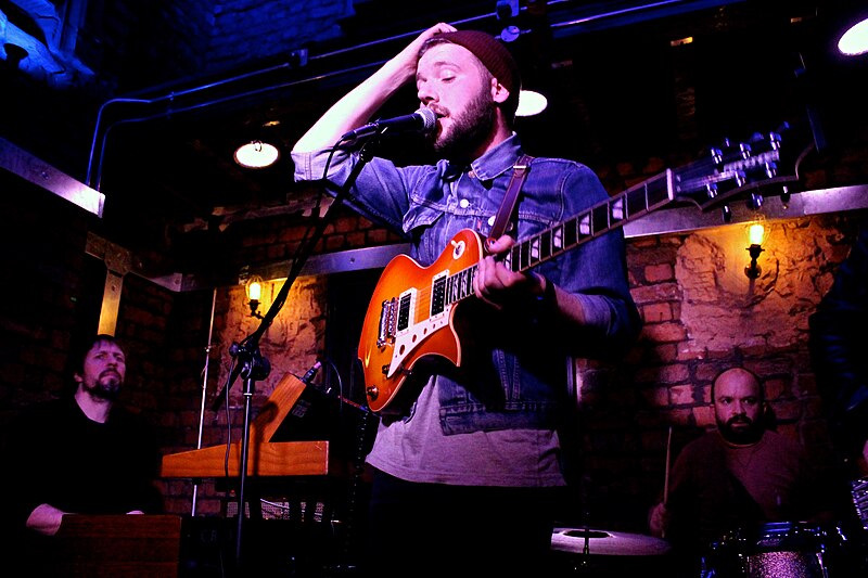 File:TOKOLOSH performing at The Eagle Inn, Salford, 22nd November 2014.jpg