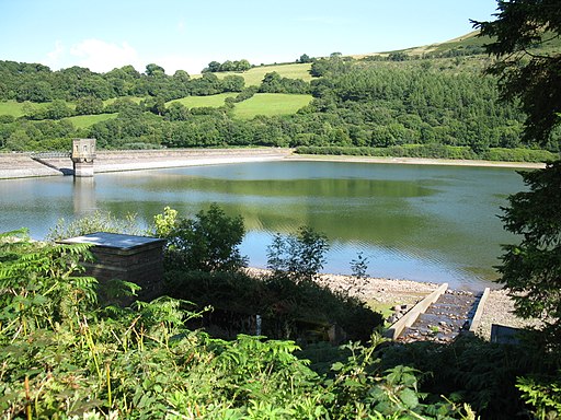 Talybont Reservoir - geograph.org.uk - 2014087