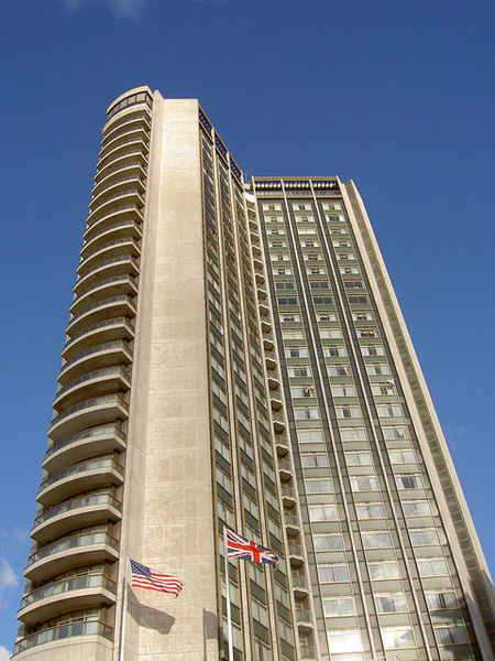 File:The London Park Lane Hilton Hotel - geograph.org.uk - 673901.jpg