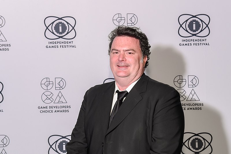 File:Tim Schafer at the 2018 GDC IGF Awards (40951090901).jpg