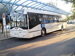 A Tisza Volán egyik Ikarus E94F típusú autóbusz a szentesi autóbusz-állomáson