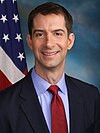 Photo officielle du Sénat de Tom Cotton (crop 2).jpg