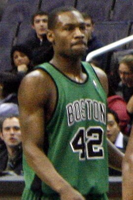 Allen with the Boston Celtics in 2008