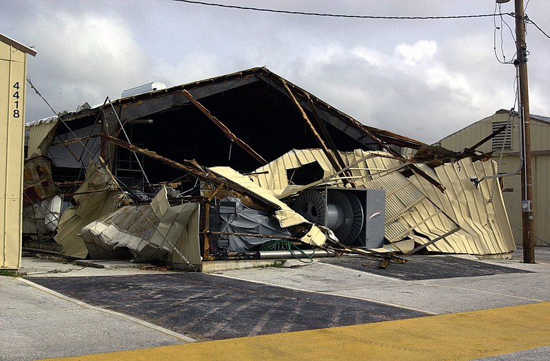 File:US Navy 021209-N-7293M-098 Damages incurred at U.S. Naval Forces Marianas from the effects of Super Typhoon Pongsona.jpg