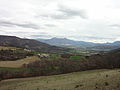 Vallée de Mirabeau et Cousson en fond, de la colline Saint-Philippe