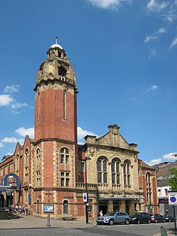 Victoria Hall seen from near the Crucible Theatre. Victoria Hall, Sheffield 26 05 2017.jpg