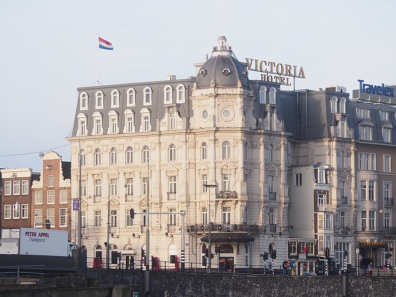 File:Victoria Hotel, Amsterdam 7337.jpg