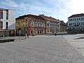 Čeština: Domy na náměstí ve Voticích. Okres Benešov, Česká republika.