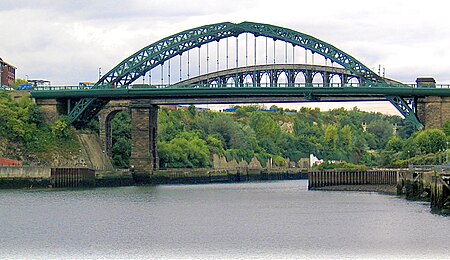 Wearmouth bridge