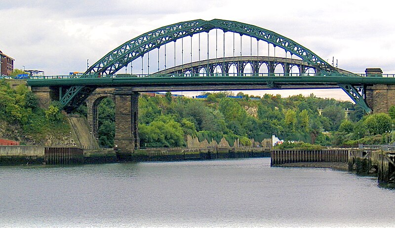 File:Wearmouth bridge.jpg