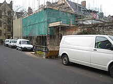 Reconstruction work on Mansfield Road, Oxford, with assorted white vans White vans Oxford.JPG