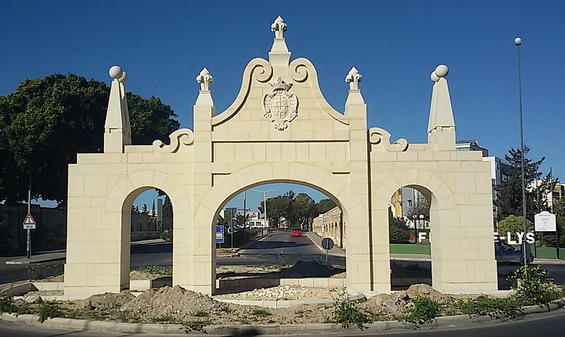 File:Wignacourt Arch 2016-02-21.jpg