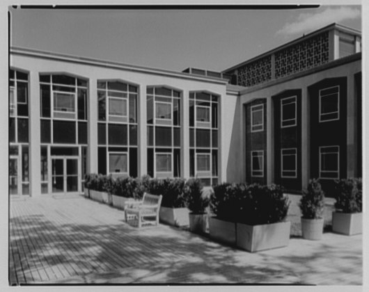 File:Wright Hall, Smith College, Northampton, Massachusetts. LOC gsc.5a28453.tif