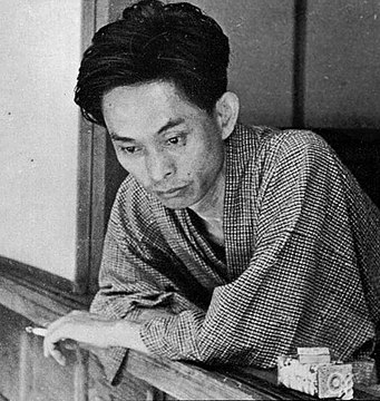Yasunari Kawabata, auteur de Pays de neige (1935).
